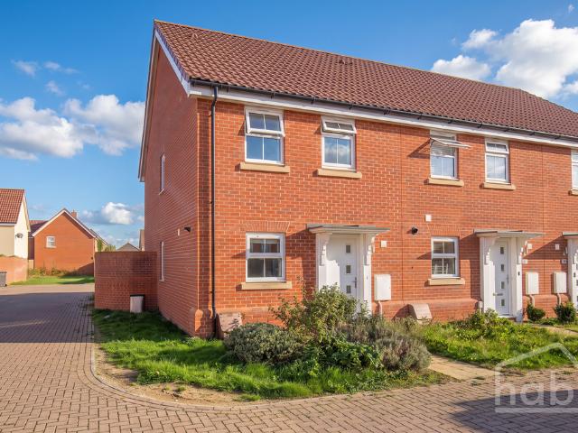 3 bedroom end of terrace house to rent