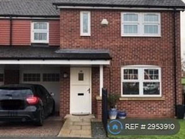 3 bedroom end of terrace house to rent