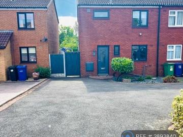 3 bedroom terraced house to rent
