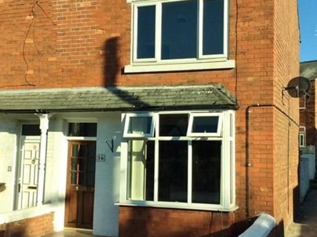 3 bedroom end of terrace house to rent