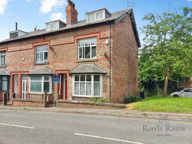 3 bedroom end of terrace house to rent