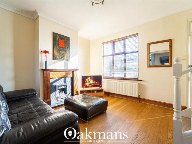 3 bedroom end of terrace house to rent