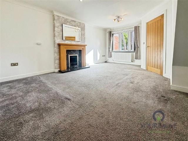 3 bedroom end of terrace house to rent