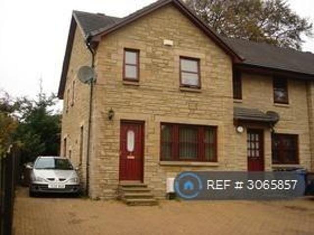 3 bedroom end of terrace house to rent