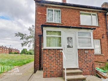 3 bedroom end of terrace house to rent