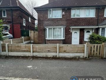 Alderue Avenue M22 Manchester, Sharston Industrial Area Manchester, M22