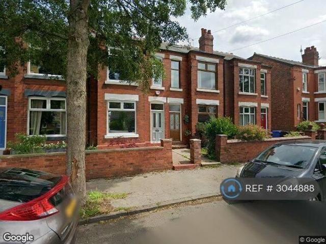 3 bedroom end of terrace house to rent