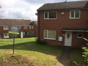 3 bedroom end of terrace house to rent