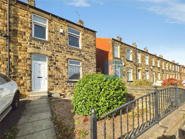 3 bedroom end of terrace house to rent