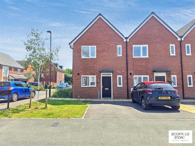 3 bedroom end of terrace house to rent