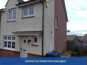 3 bedroom end of terrace house to rent