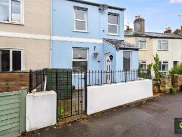 House to rent in Cheltenham - Garden