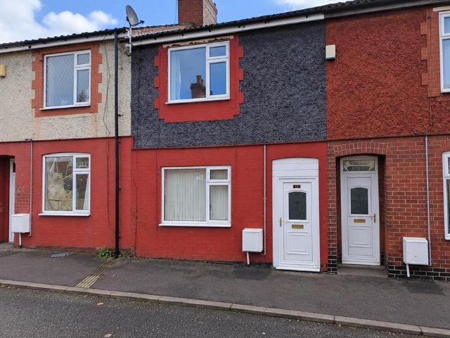 3 bedroom end of terrace house to rent