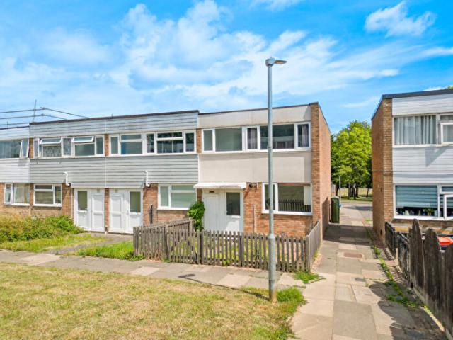 3 Bedroom End Of Terrace House To Rent In Watten Court, Bletchley, Milton Keynes, MK2