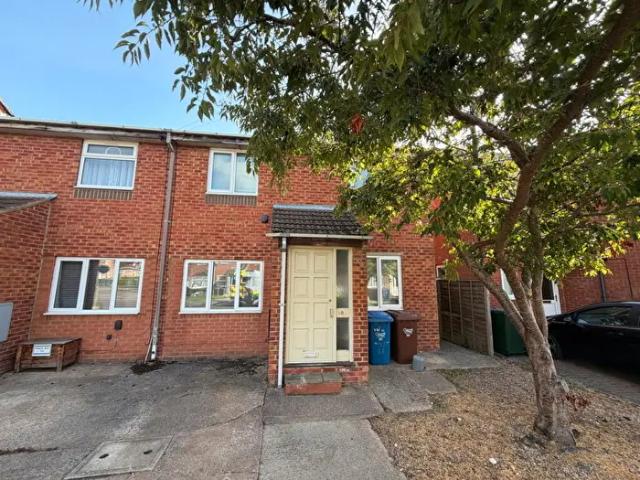 3 Bedroom End Of Terrace House To Rent In West Street, Banbury, OX16