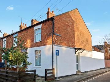 3 Bedroom End Of Terrace House To Rent In Banbury, Oxfordshire, OX16