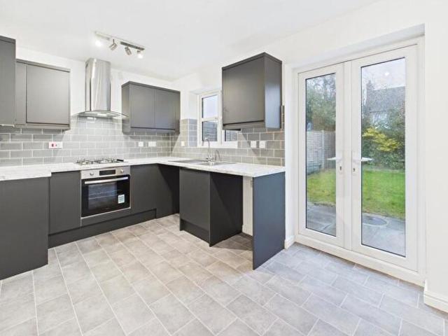 3 Bedroom End Of Terrace House To Rent In, Calcutt Way, Shirley, B90