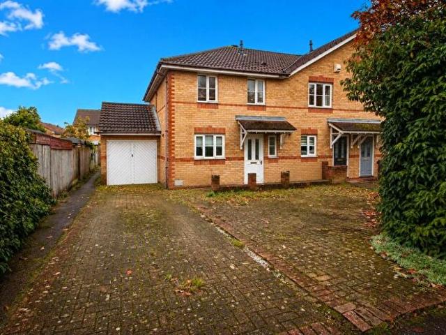 3 Bedroom End Of Terrace House To Rent In Chicksands Avenue, Monkston, Milton Keynes, MK10