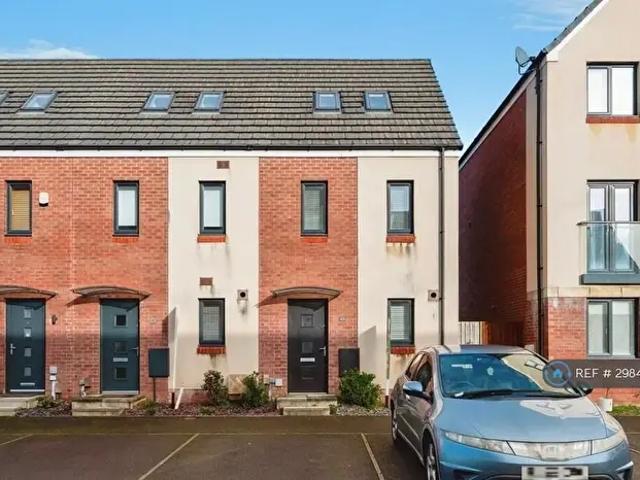 3 Bedroom End Of Terrace House To Rent In Golwg Y Garreg Wen, Swansea, SA1