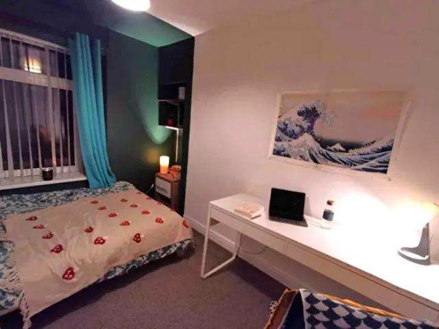 3 Bedroom End Of Terrace House To Rent In Oxford Street, Swansea, SA1