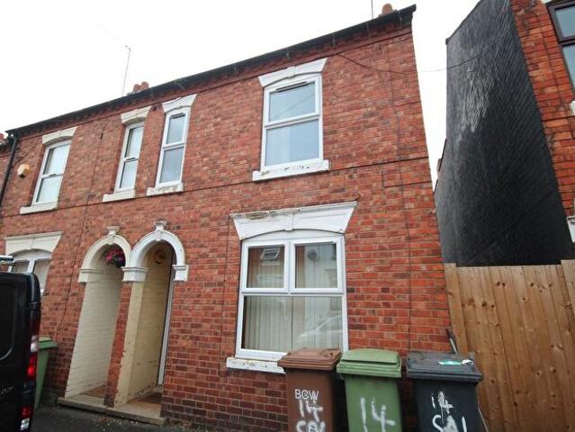 3 Bedroom End Of Terrace House To Rent In Salisbury Road, Wellingborough, NN8