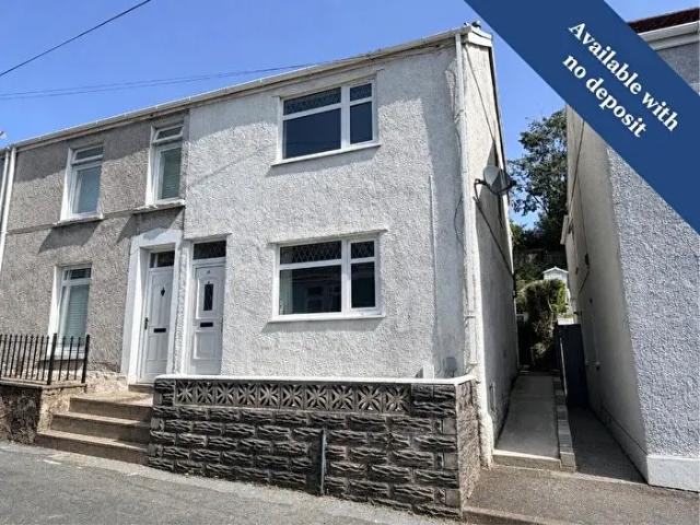 3 Bedroom End Of Terrace House To Rent In Sketty, Kimberley Road, SA2