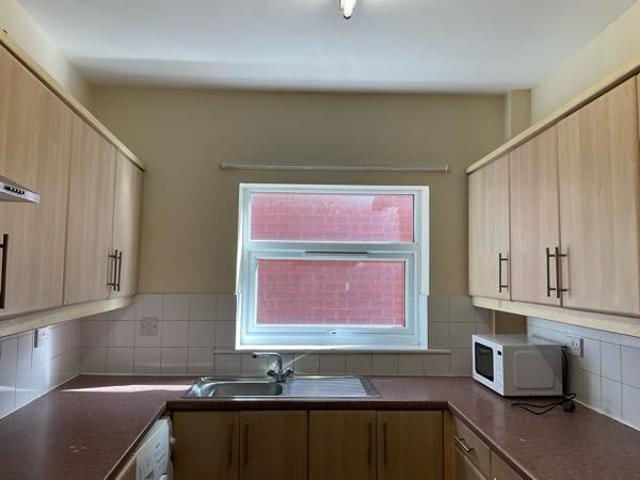 3 Bedroom End of Terrace To Rent in Nottingham