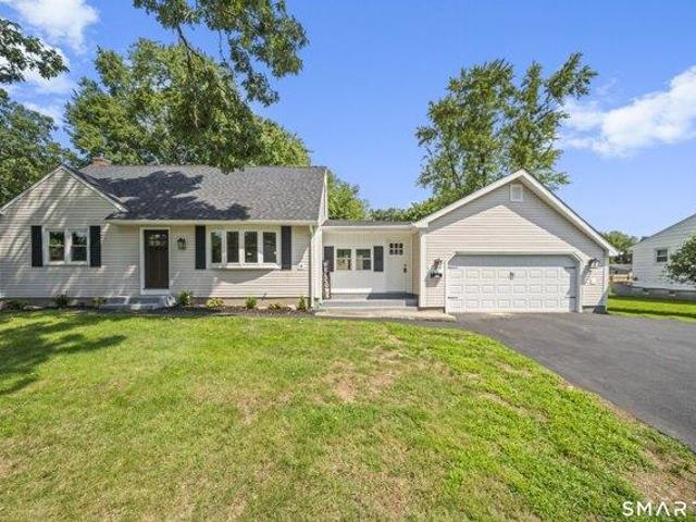 3 bedroom, Enfield CT 06082 105573927