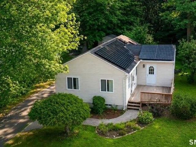 3 bedroom, Enfield CT 06082 105292502