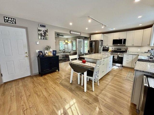 3 bedroom, Enfield NH 03748 105426549