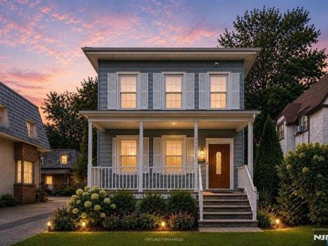 3 bedroom, Englewood Cliffs NJ 07632 105558232