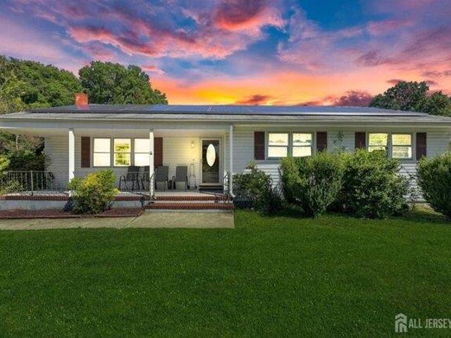 3 bedroom, East Brunswick NJ 08816 105290938