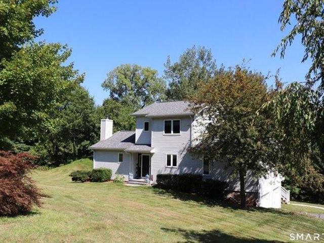 3 bedroom, East Granby CT 06026 105423472