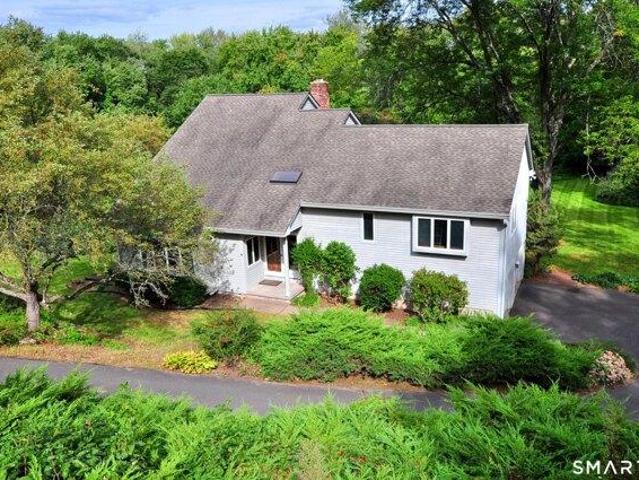 3 bedroom, East Granby CT 06026 105549030