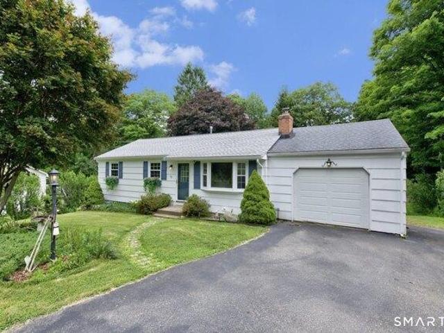 3 bedroom, East Hampton CT 06424 104686847