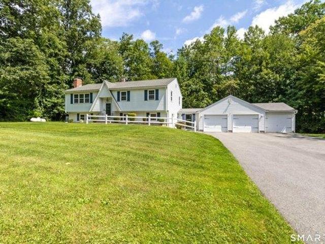 3 bedroom, East Hampton CT 06424 105203376