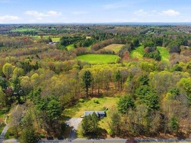 3 bedroom, East Longmeadow MA 01028 105614019