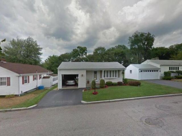 3 bedroom, East Providence RI 02914 106110509