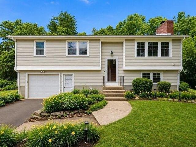 3 bedroom, Easthampton MA 01027 105477731