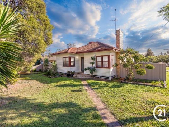 3 Bedroom House Echuca, VIC 102631803