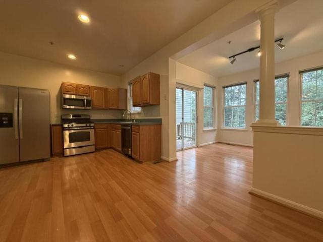 3 bedroom, Edgewater MD 21037 105792608
