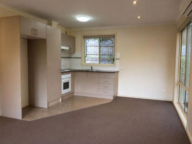3 Bedroom Eltham Home | Electricity & Water Included