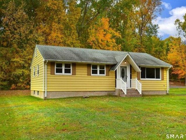 3 bedroom, Ellington CT 06029 106051096