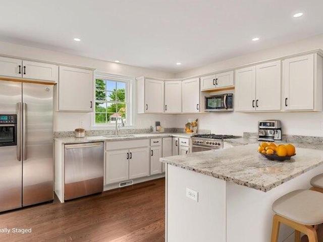 3 bedroom, Epping NH 03042 104947021