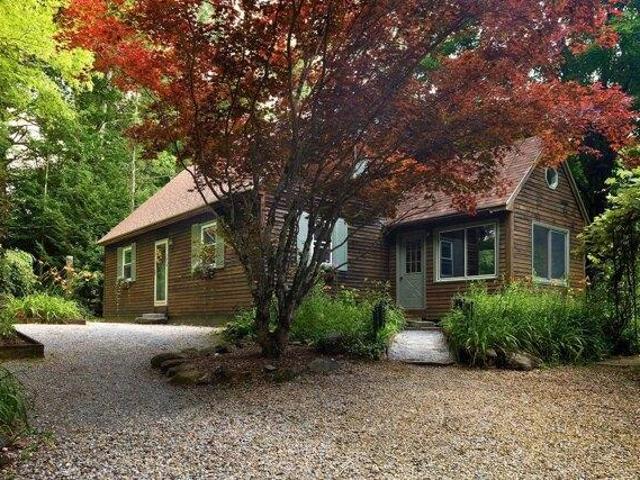 3 bedroom, Epsom NH 03234 105191080