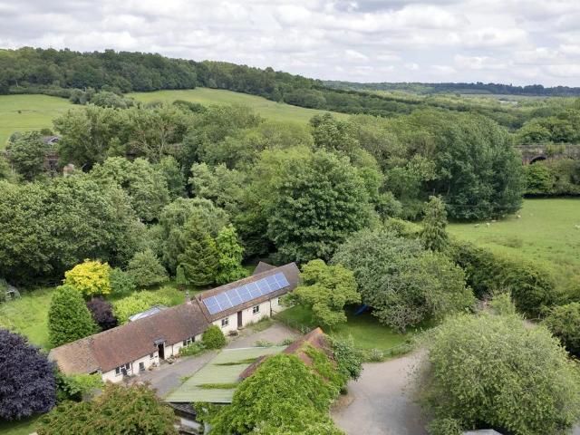 3 bedroom equestrian facility for sale