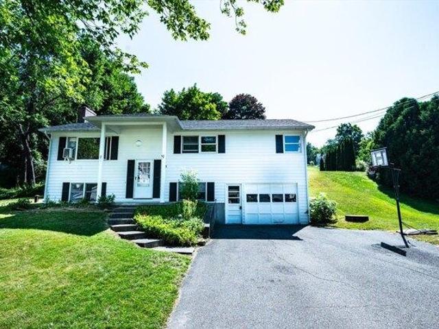 3 bedroom, Erving MA 01344 105340441