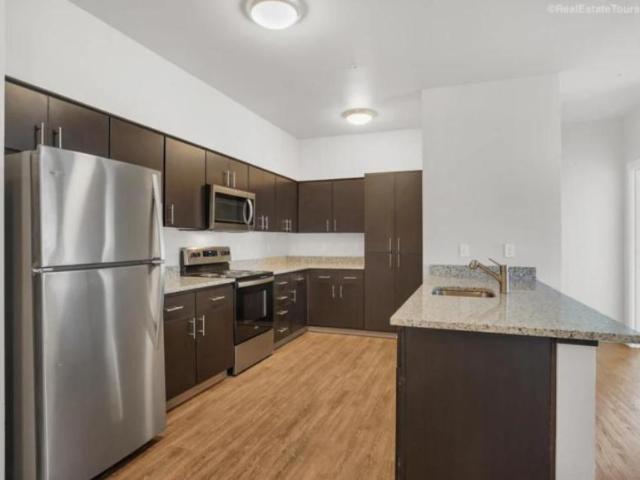3 bedroom, Eugene OR 97402 103006793