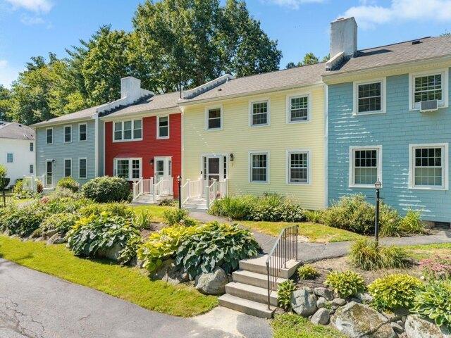 3 bedroom, Exeter NH 03833 105663203