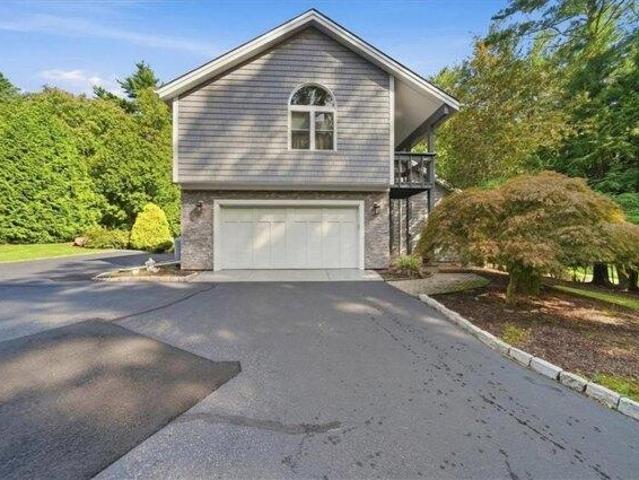 3 bedroom, Exeter RI 02822 105614532